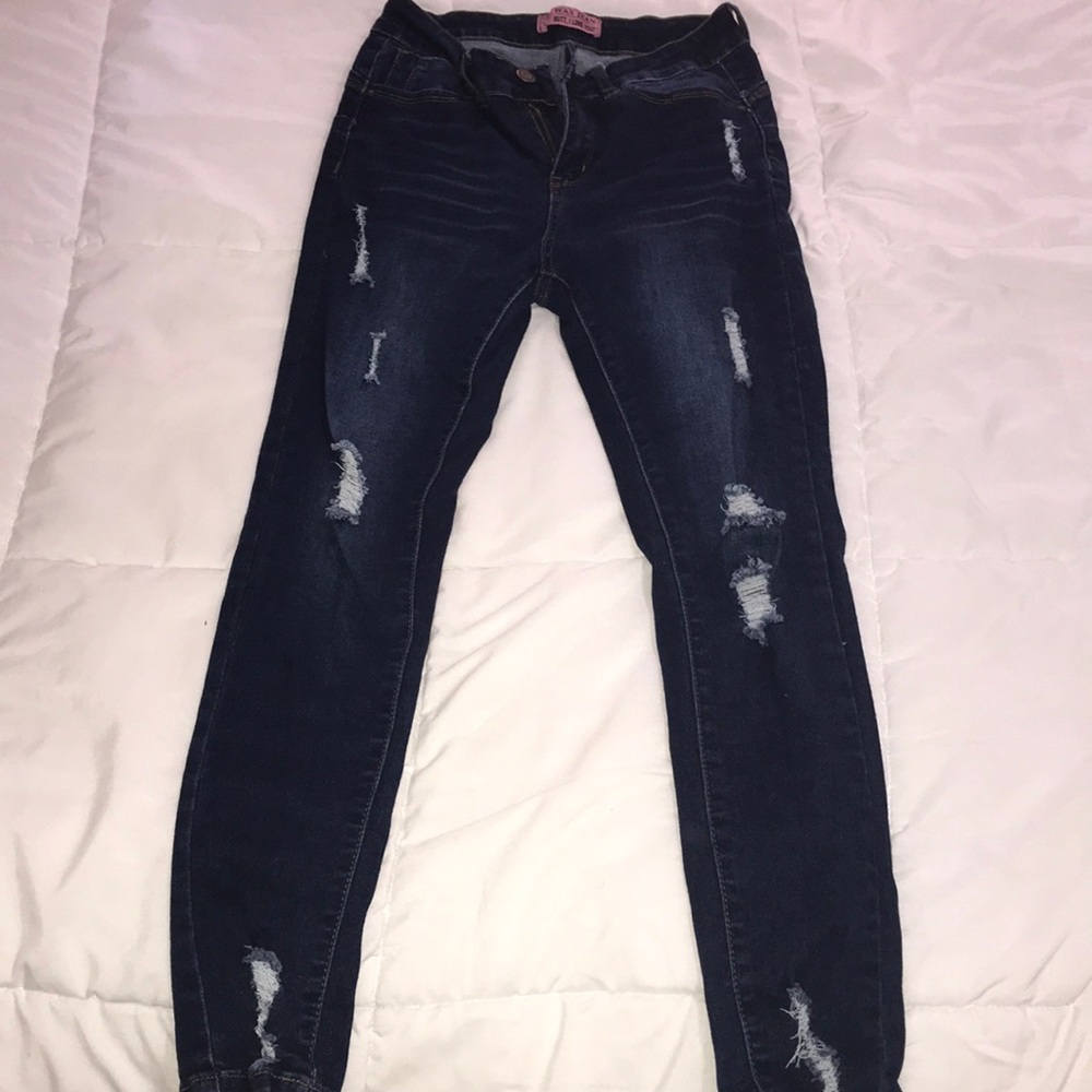 Dark Ripped Jeans